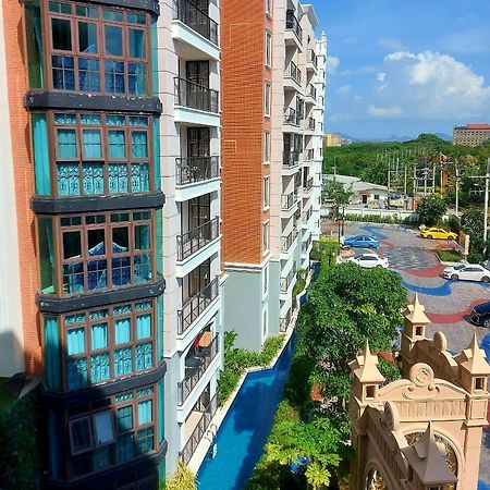 Espana Resort Pattaya Jomtien Exterior photo
